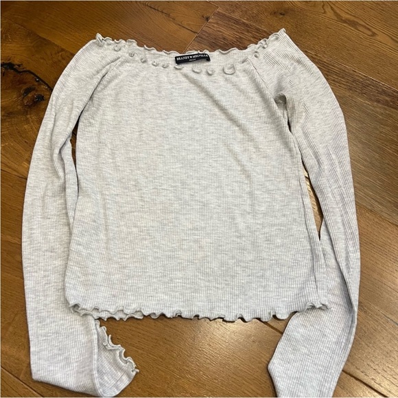 Brandy Melville- Speckled Grey Frilled Long-Sleeve - Picture 3 of 4